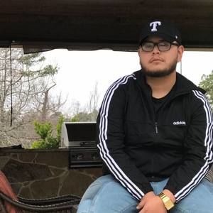 Meet your Posher, Ismael